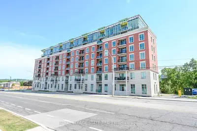 Condo Apartment in Hamilton