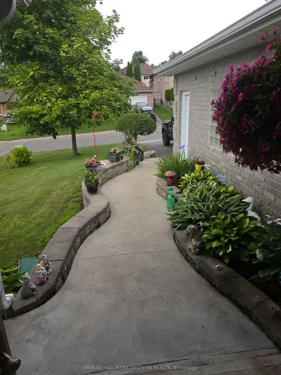 990 Silverdale Road, Peterborough, On K9j 7w6