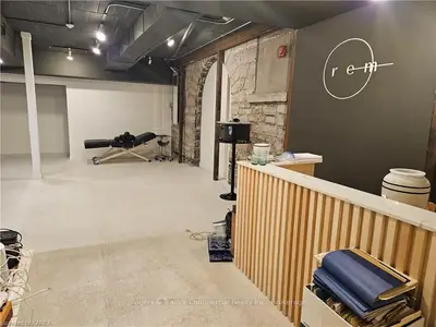 331 King Street E 202, Kingston, On K7l 3b5