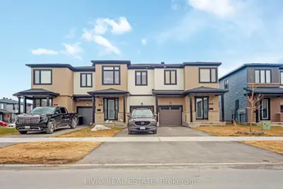 Att/Row/Townhouse in Orleans - Convent Glen and Area