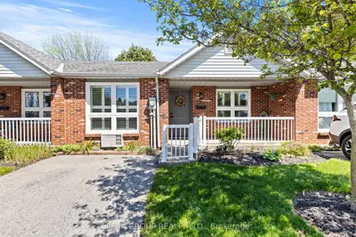 Condo Townhouse in St. Catharines