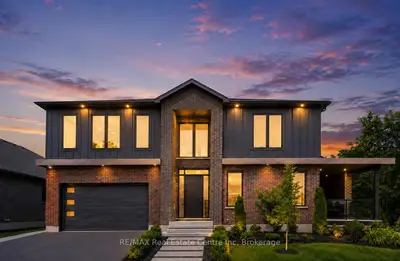 11 Cherrywood Lane, Centre Wellington, On N1m 2w3