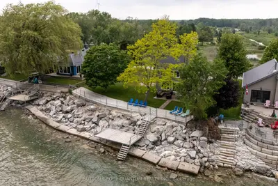 2118 Lakeshore Road, Haldimand, On N1a 2w8
