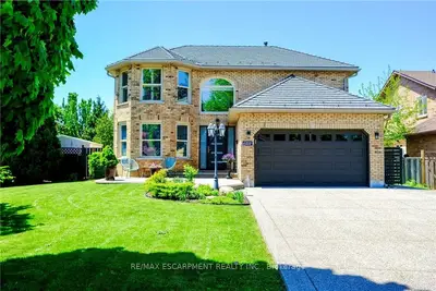 Detached in Hamilton