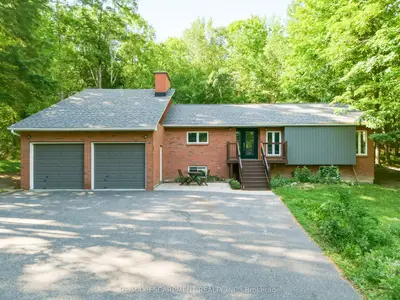 1060 Golden Beach Road, Bracebridge, On P1l 1w8