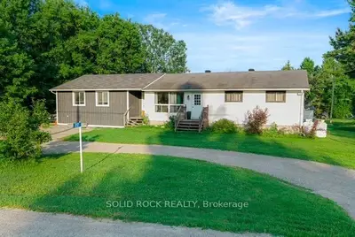 317 County Road 16 Road, Elizabethtown-kitley, On K0g 1g0