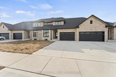 Att/Row/Townhouse in Amherstburg