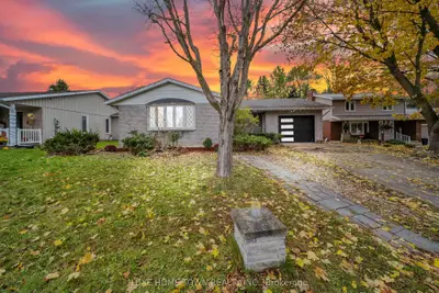 5 Centennial Drive, Brockton, On N0g 2v0