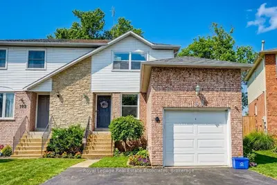 Semi-Detached in North Dumfries