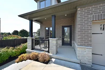 19 Dover Lane, Centre Wellington, On N1m 0e6