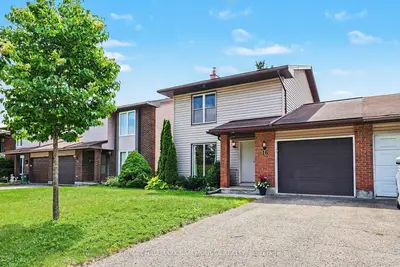 16 Foxfield Drive, Barrhaven, On K2j 1k4