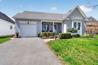 Detached in Loyalist