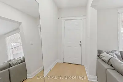 191 Queen Street N, Hamilton, On L2e 7k8