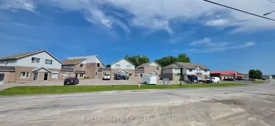 40 Frankford Crescent, Quinte West, On K8v 4l2