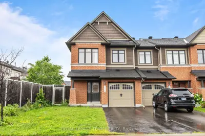 Att/Row/Townhouse in Orleans - Cumberland and Area