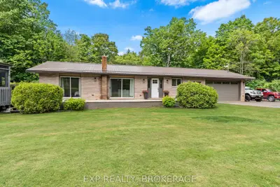 Detached in Frontenac