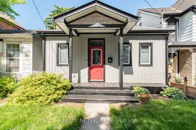 Detached in Hamilton