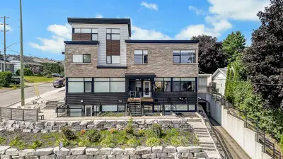 Detached in Orleans - Convent Glen and Area