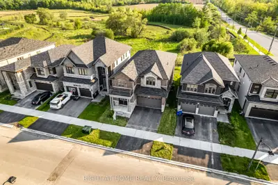 Detached in Brantford