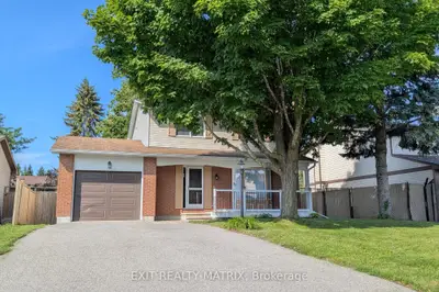 30 BARTLEY Crescent, Barrhaven, ON K2J 2J7