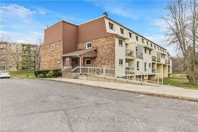 Condo Apartment in Kingston