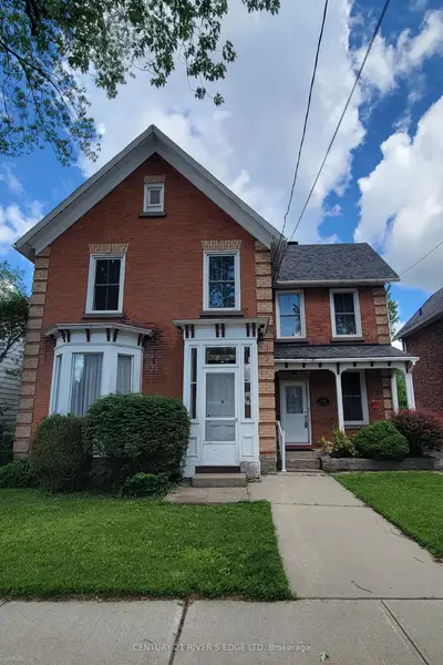 Detached in Brockville