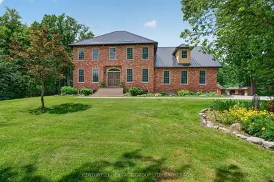 Detached in Frontenac