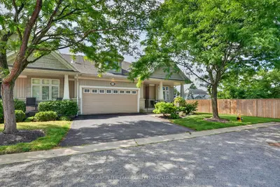 92 Loretta Drive 14, Niagara-on-the-lake, On L0s 1t0