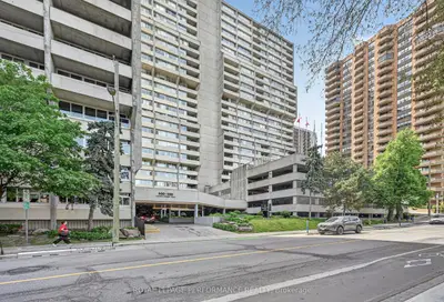 Condo Apartment in Ottawa Centre