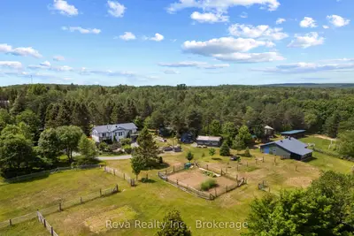 152 Hass Road, Hastings Highlands, On K0l 2s0