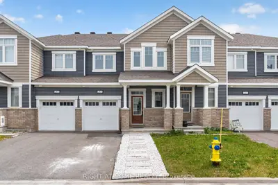Att/Row/Townhouse in Orleans - Cumberland and Area