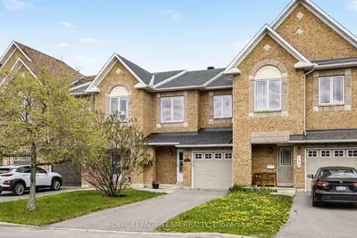 Att/Row/Townhouse in Orleans - Cumberland and Area