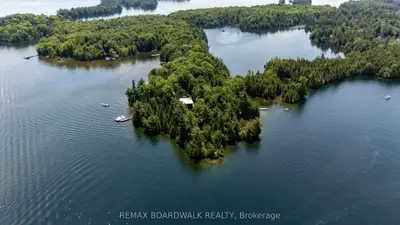 6603 Big Rideau Island, Rideau Lakes, On K0g 1v0