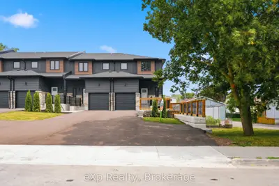 Att/Row/Townhouse in Quinte West