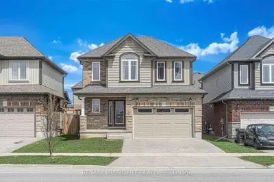Detached in Stratford
