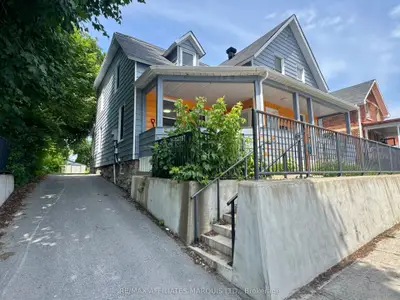 Duplex in Cornwall