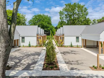 29-31 Emmett Street 3, Pelham, On L0s 1e0