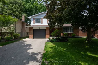 20 Meadowview Road, London South, On N6j 4e6