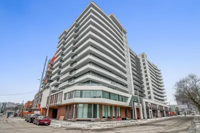 Condo Apartment in Hamilton