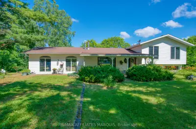 84 Bedford Street, Westport, On K0g 1x0
