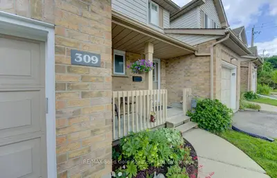 309 Pastern Trail, Waterloo, On N2k 3z3