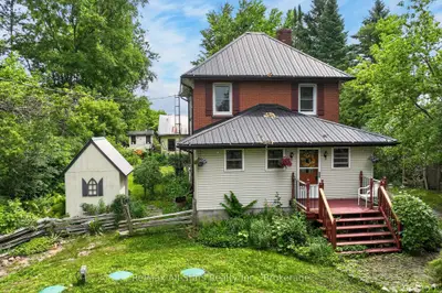 Detached in Kawartha Lakes