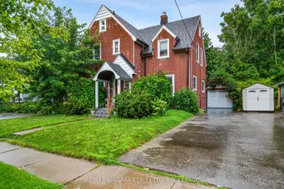 Duplex in St. Catharines