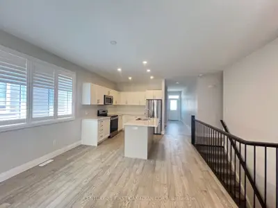 Semi-Detached in Central Elgin