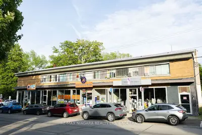 27 Main Street 2, St. Catharines, On L2n 4t6