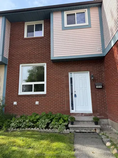 Condo Townhouse in Hunt Club - Windsor Park Village and Area