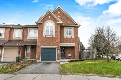 Att/Row/Townhouse in Orleans - Cumberland and Area