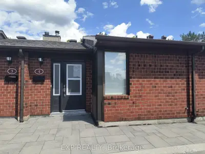 Att/Row/Townhouse in Britannia - Lincoln Heights and Area