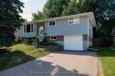 Detached in North Bay