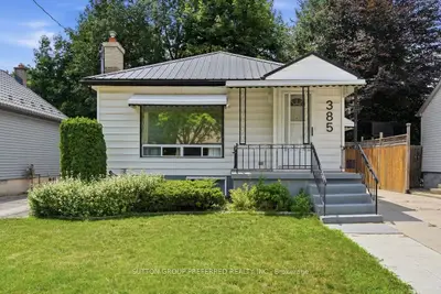 Detached in London East